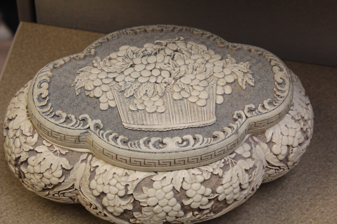 Well Carved Chinese Box - 2