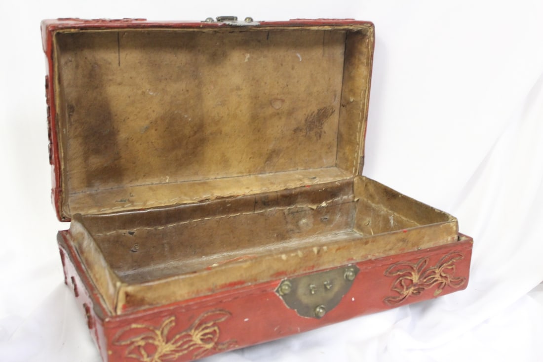 A Vintage Chinese Leather Box - 4