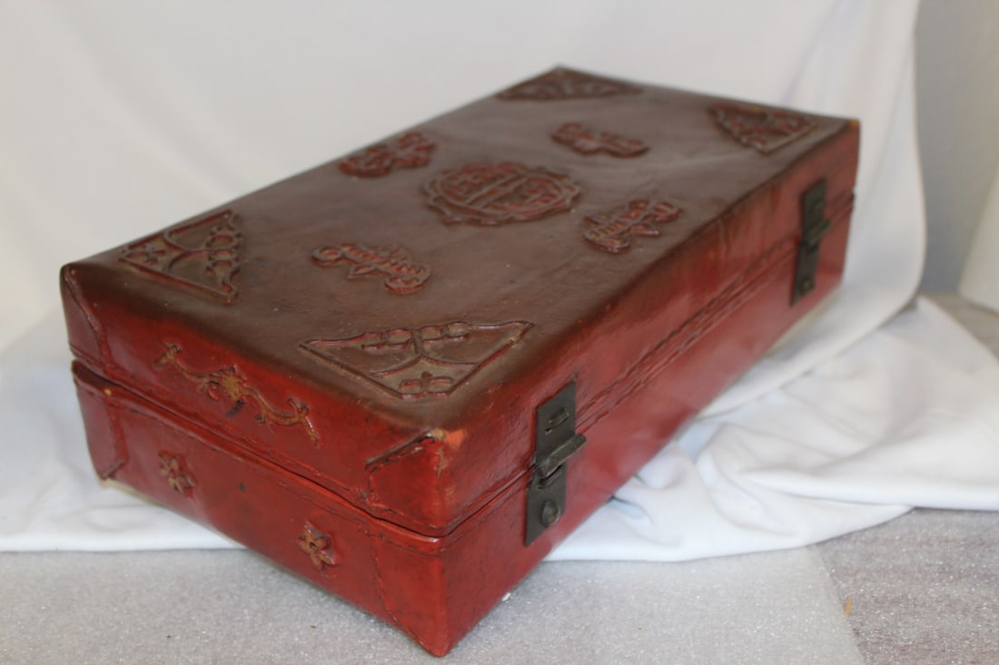 A Vintage Chinese Leather Box - 7