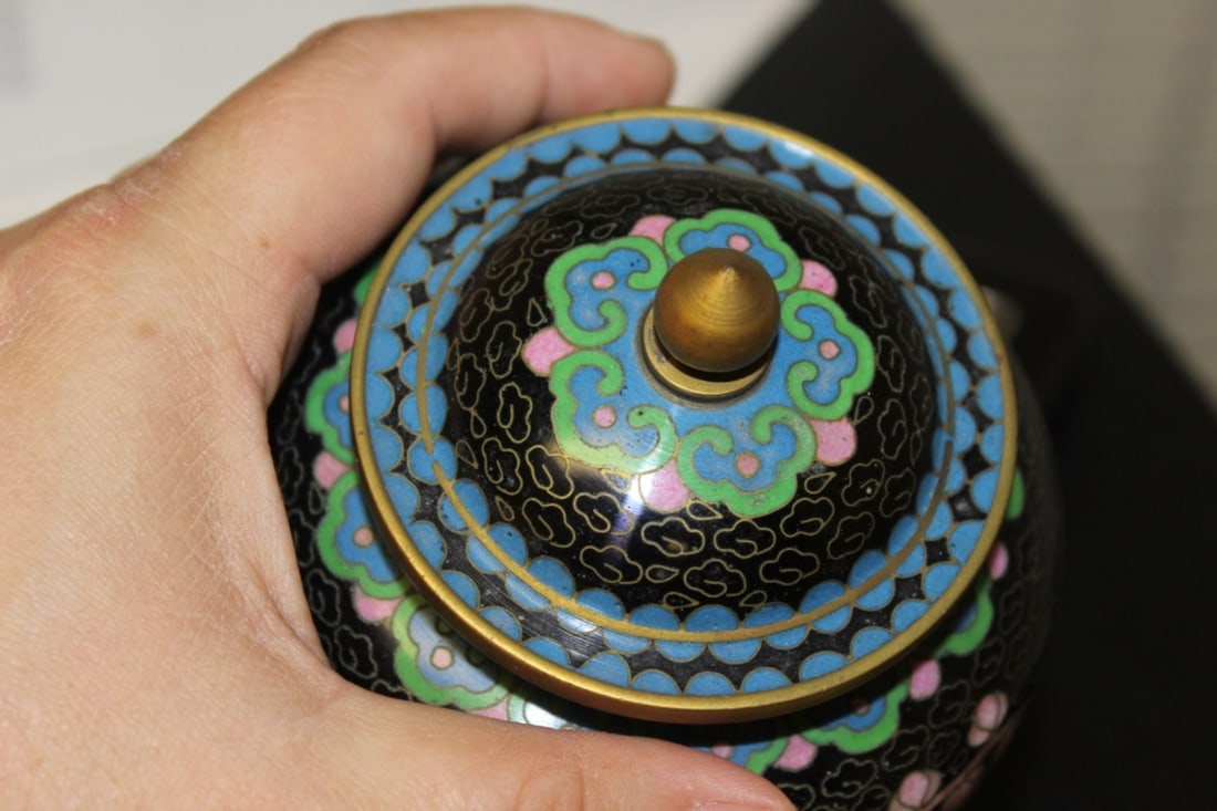 A Cloisonne Jar - Chinese - 7