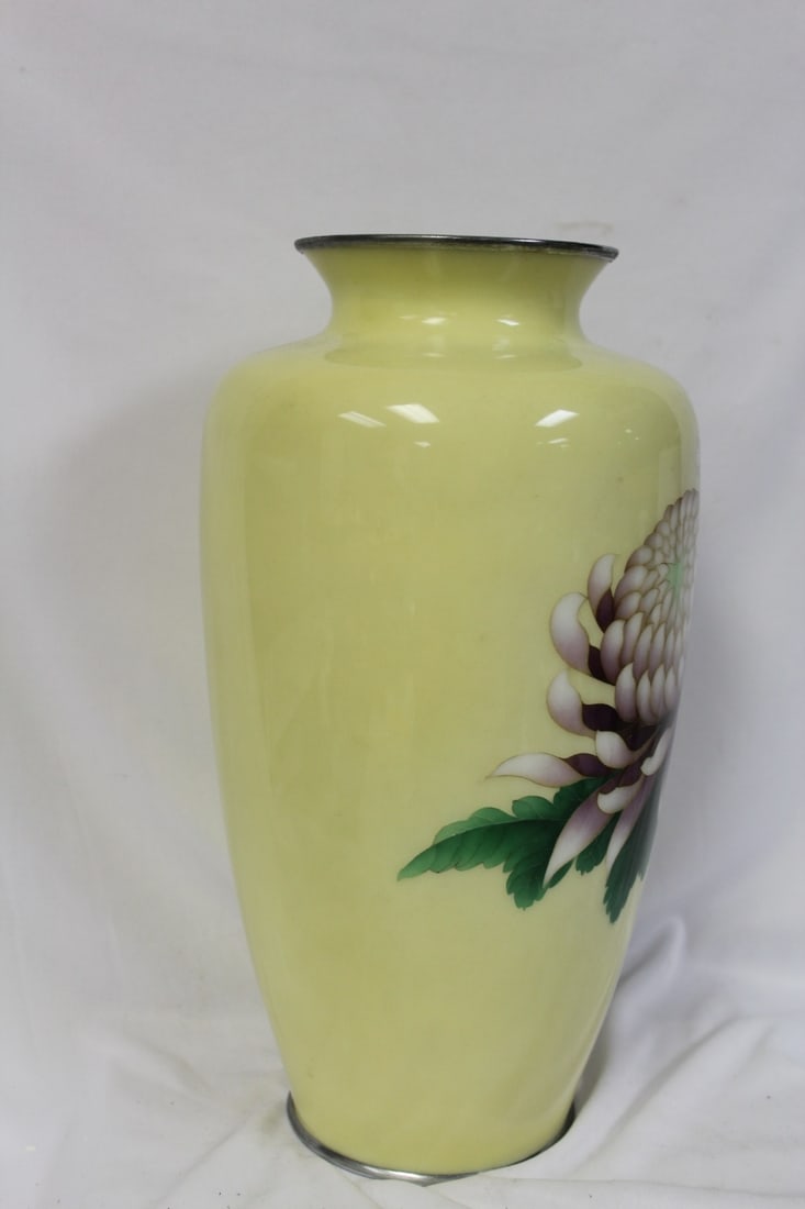 A Large Japanese Cloisonne Vase - 4