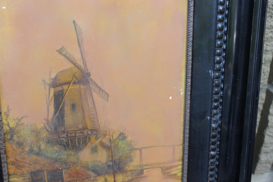 A Painting on Porcelain - Signed: Roepofs - 5
