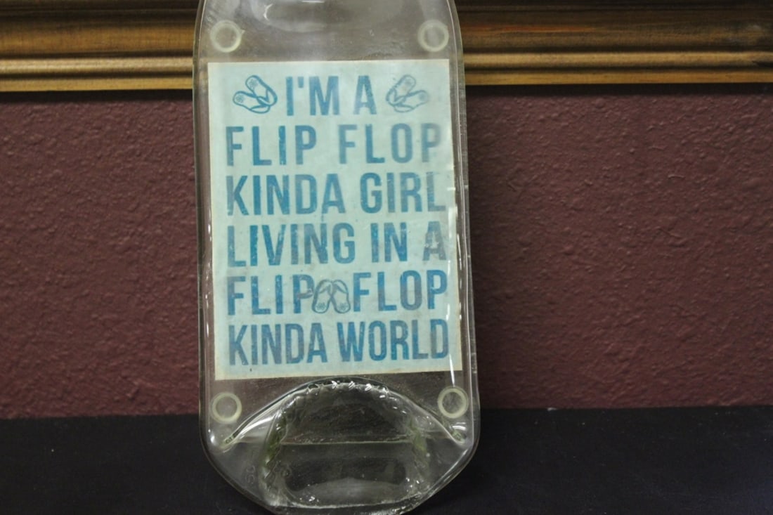 A Glass Wall Hanger - 3