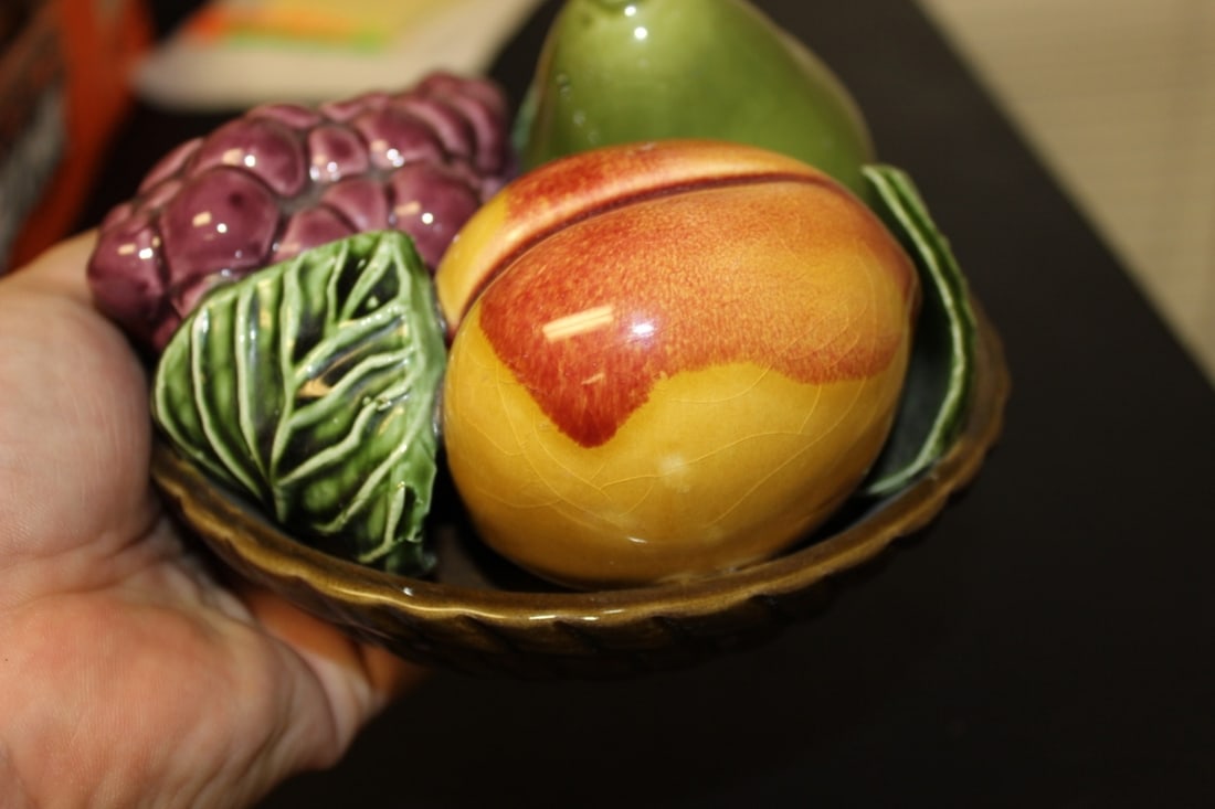 A 3 Dimensional Fruit Bowl with Fruits - 2