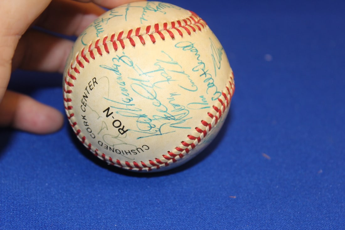 An Early 1980'S New York Mets Autographed Baseball - 2