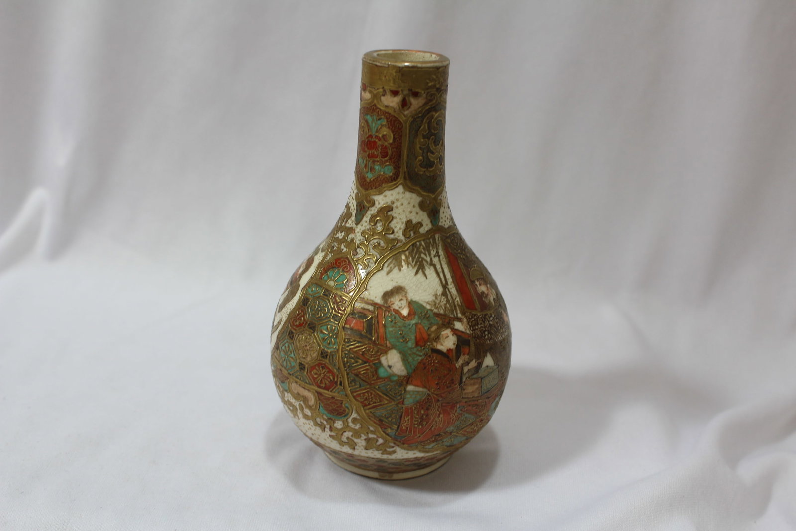 A Japanese Satsuma Vase - 3