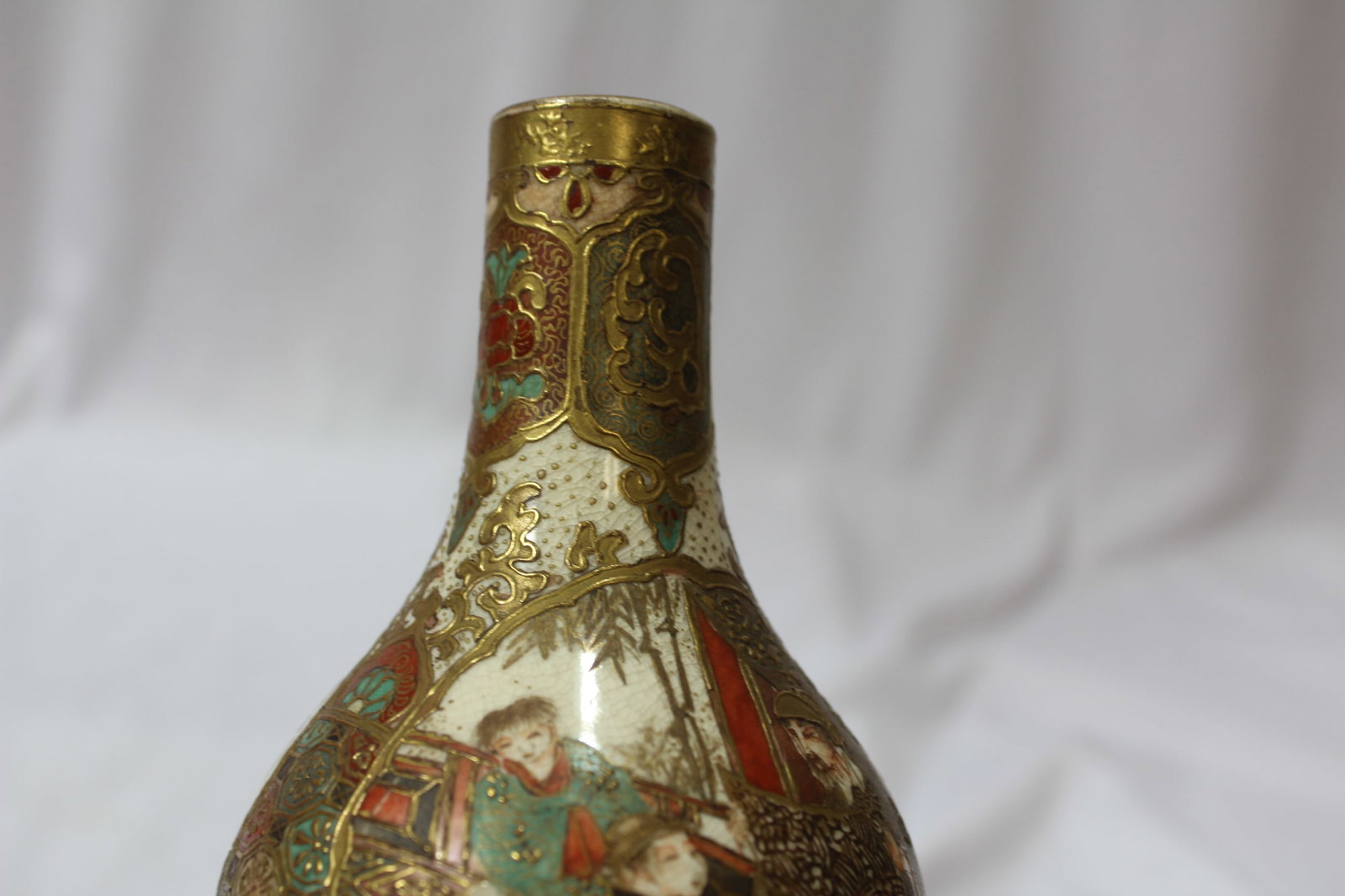 A Japanese Satsuma Vase - 8