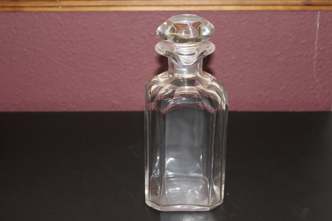 A Decanter - Clear, Facet Cut - 4