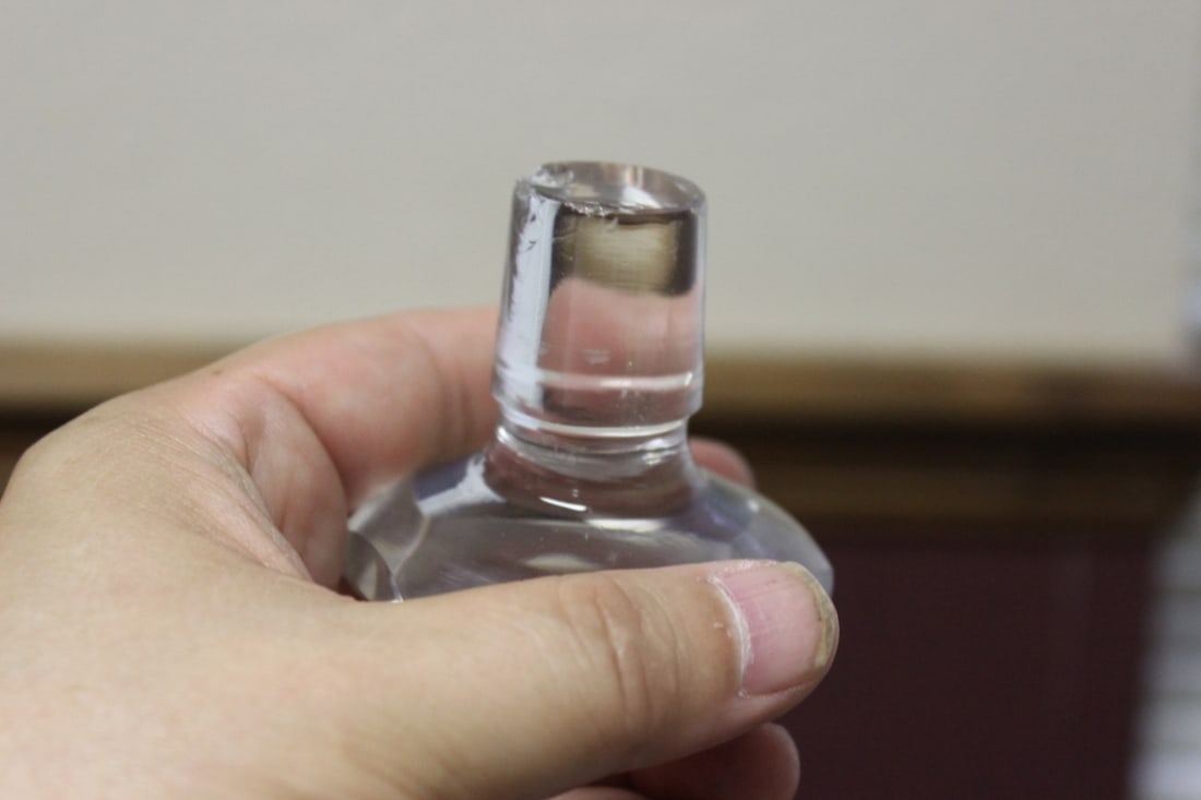 A Decanter - Clear, Facet Cut - 7