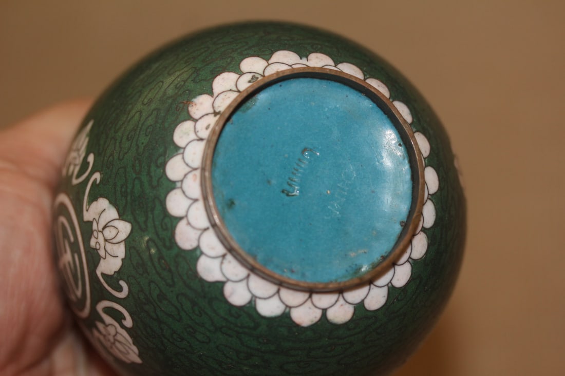 Antique Chinese Cloisonne Jar - 6