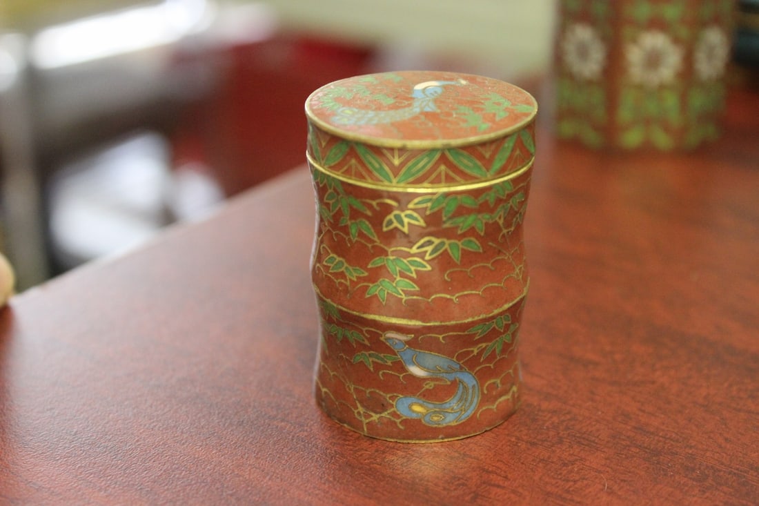 A Small Cloisonne Trinket Box - 5