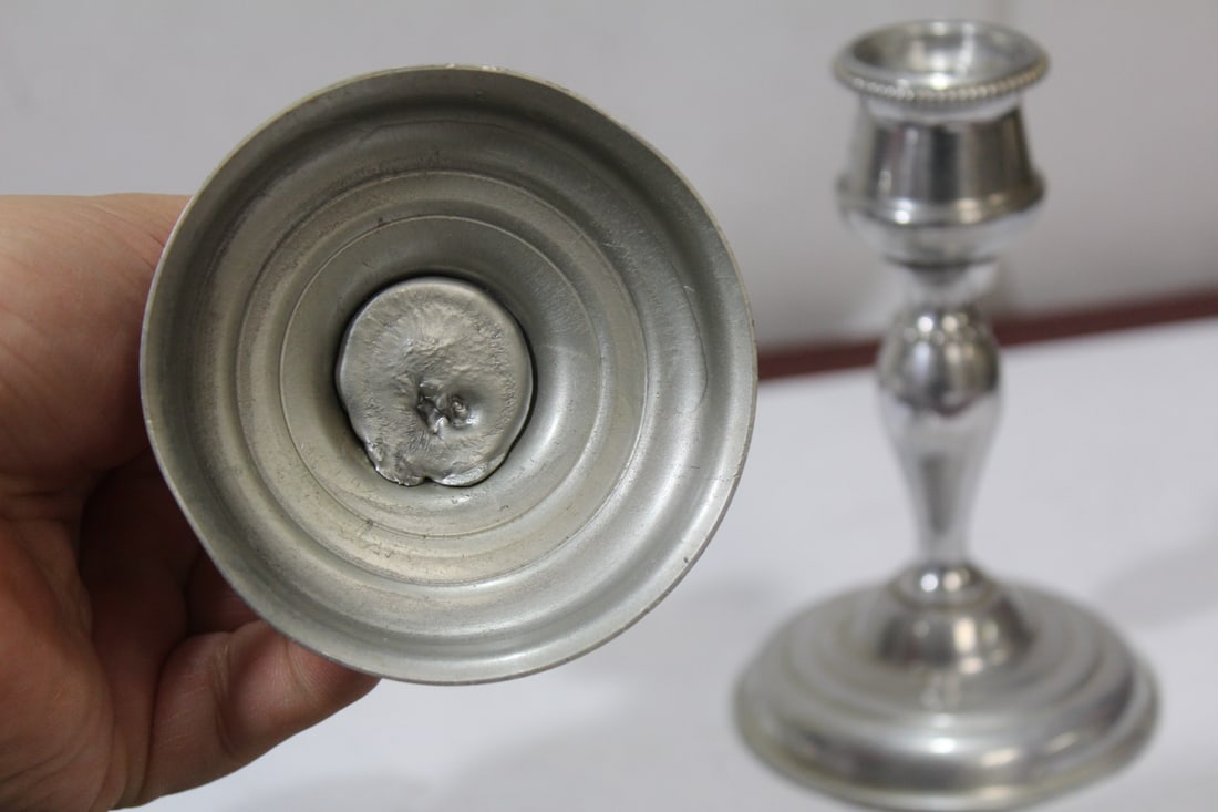 Set of 2 Candle Holders - 6
