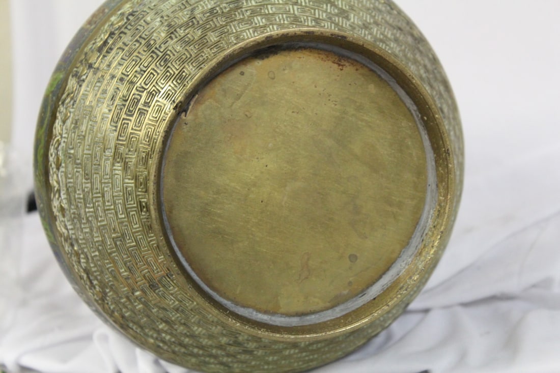 A Cloisonne or Bronze Vase - 8
