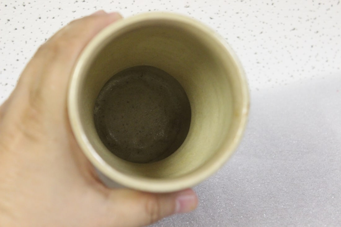 An Art Pottery Vase - 4