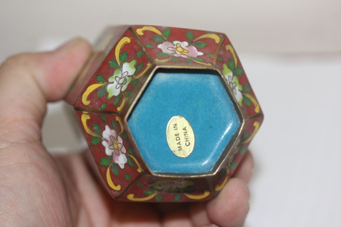 Chinese Septagon Cloisonne Vase - 6