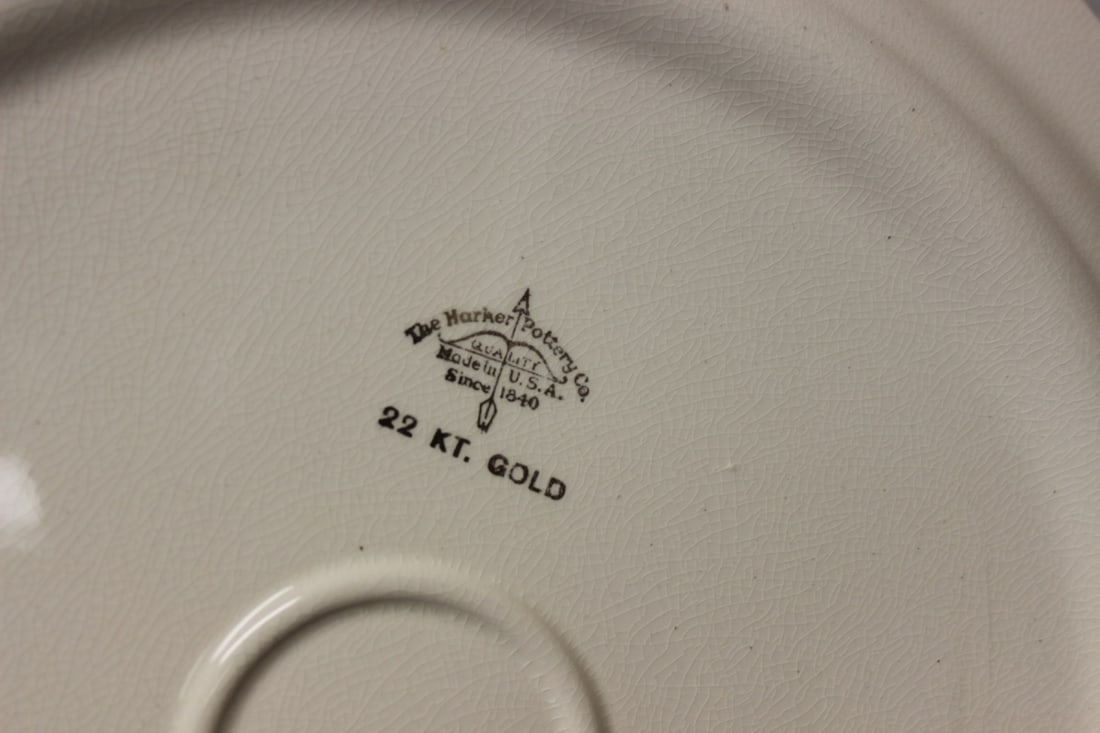 A 22Kt Gold Plated Pottery - 4