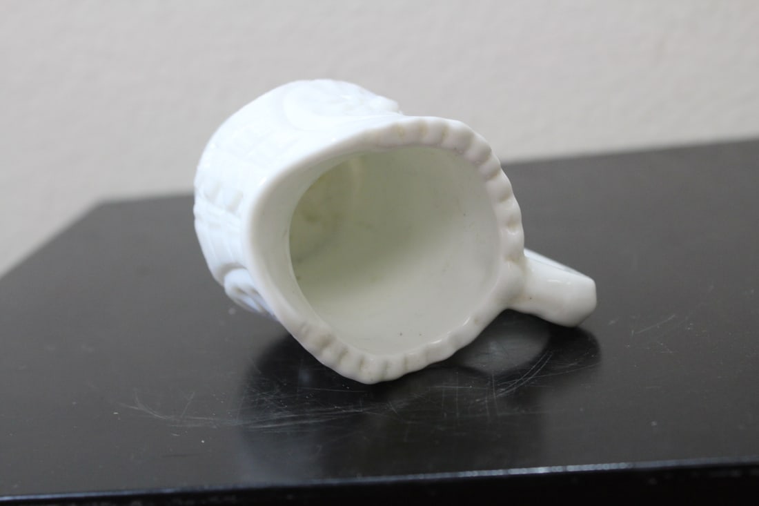 A Small Milk Glass Pitcher - 5