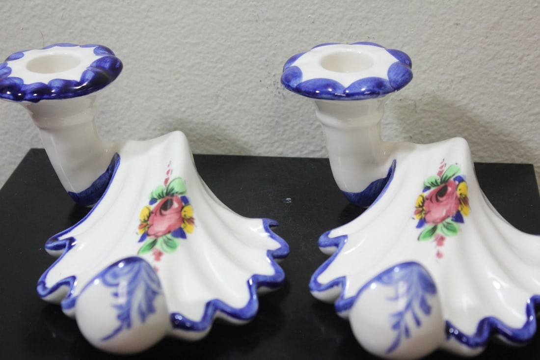 A Pair of Portugese Alcobach Candlesticks - 2