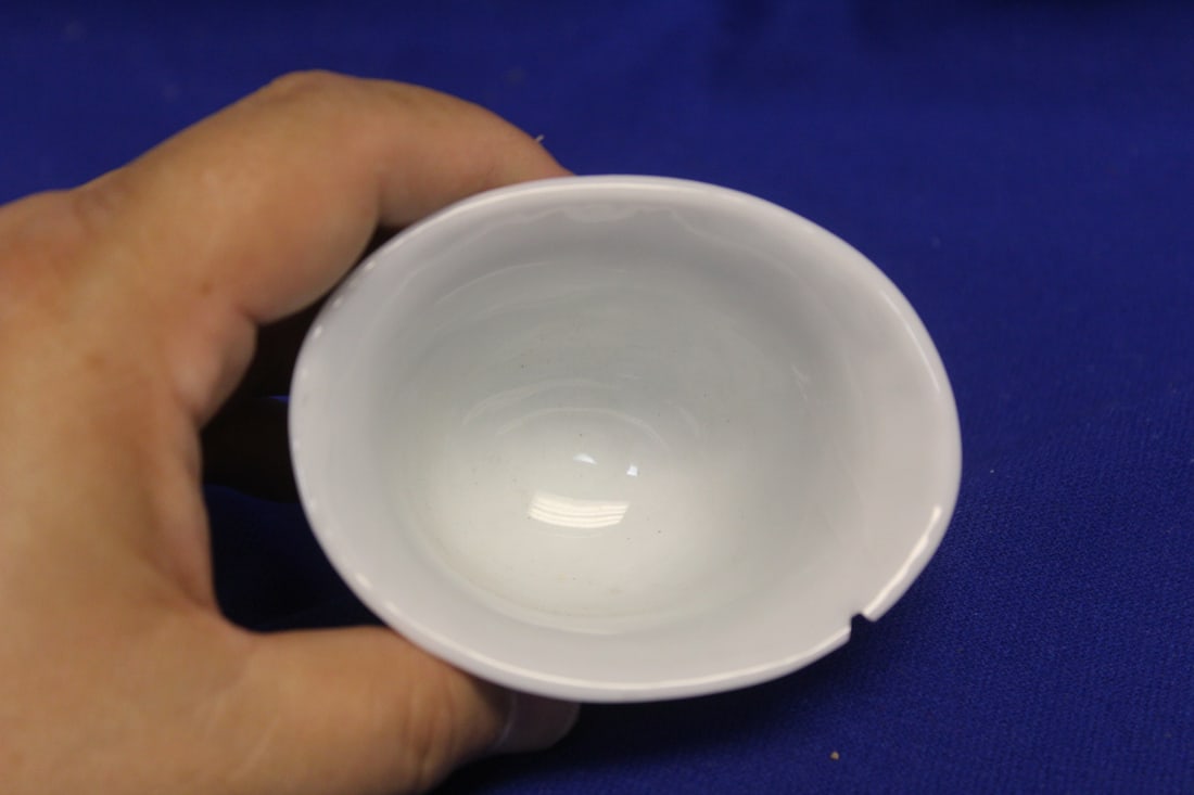 An Antique Blanc de Chine Libation Cup - 8