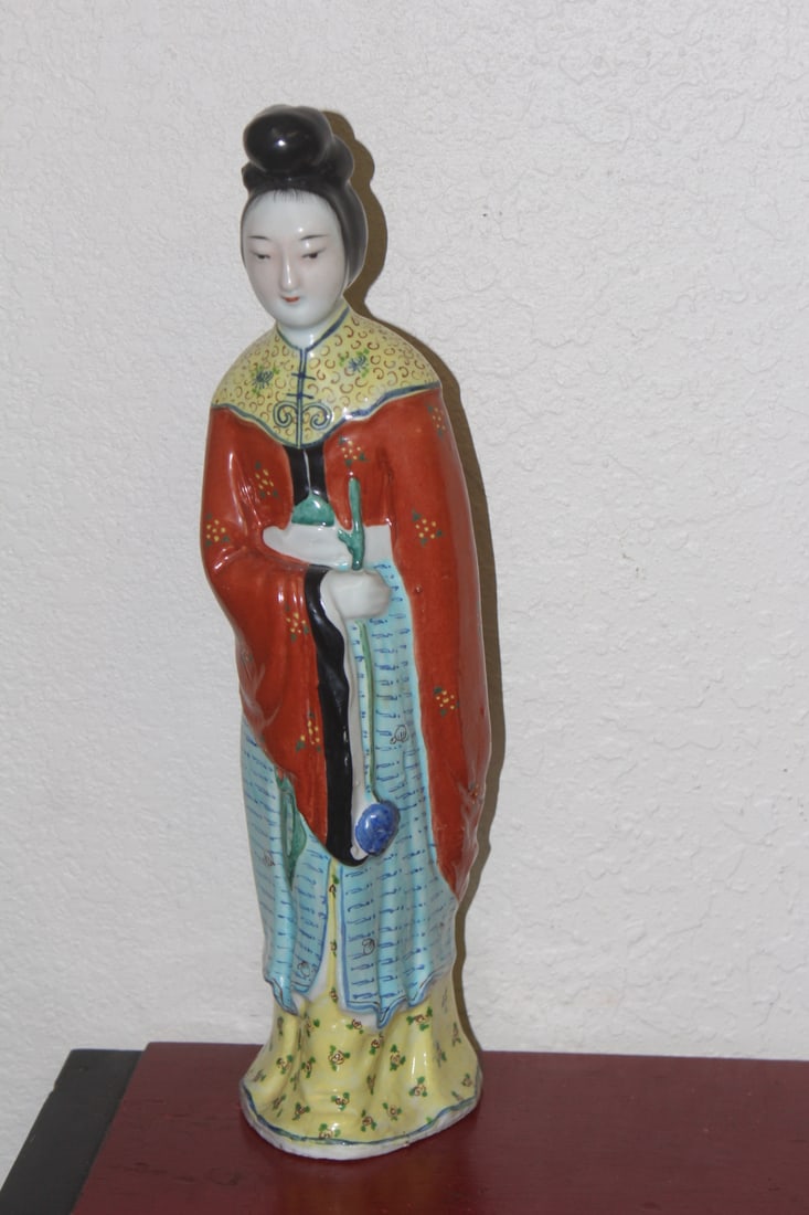 Antique Chinese Porcelain Lady: Early 20th century - marked "China" with incise maker's mark - 14 inches tall