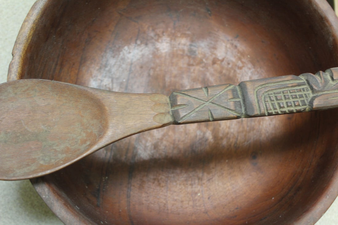 Carved Bowl by Hecho Amano and Ladel - 11