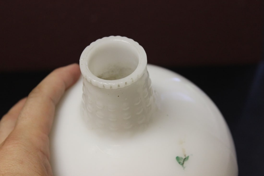 A Milk Glass Hand Painted Shade - 4