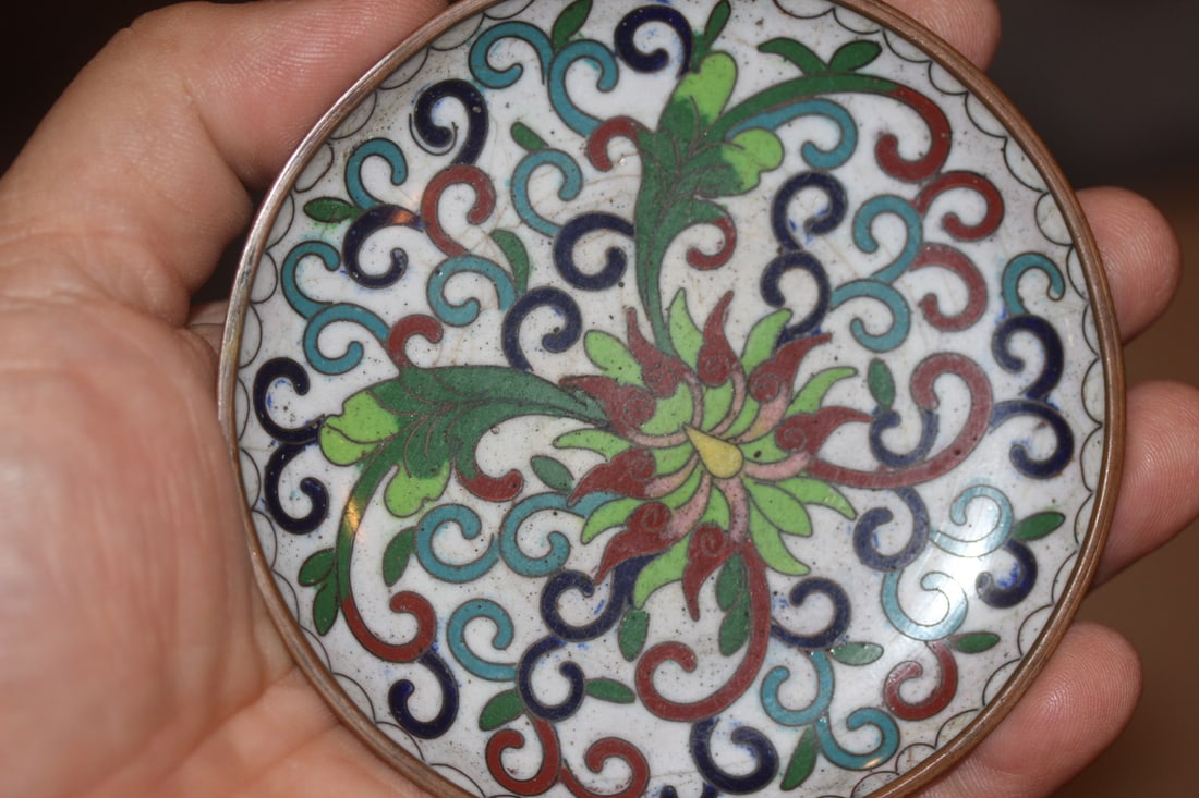 Antique Chinese Cloisonne Dish - 4