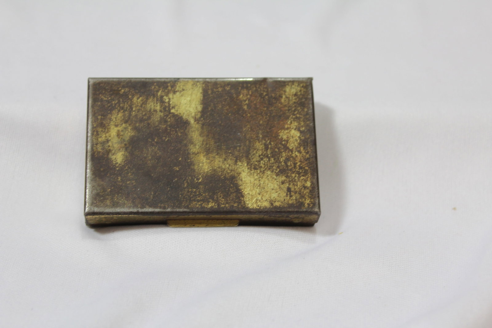 A Chinese Enamel Box - 7