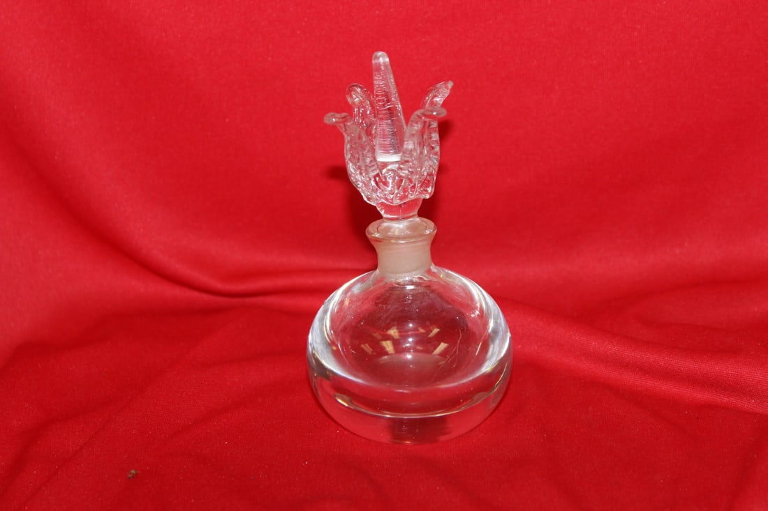 A Modern Style Perfume Bottle - 3