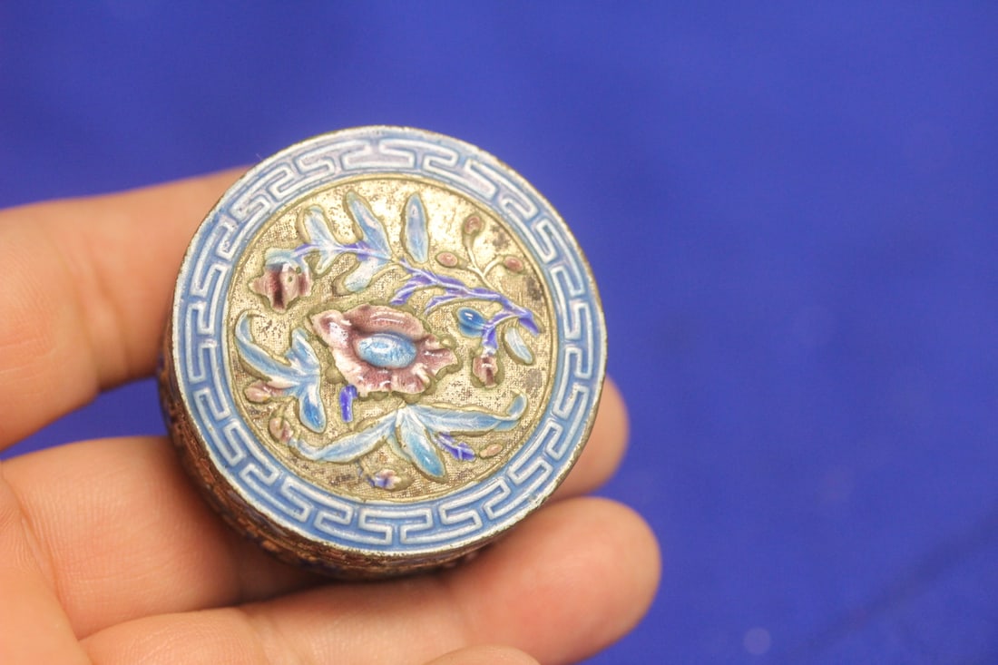 Antique Chinese Enamel Box - 2