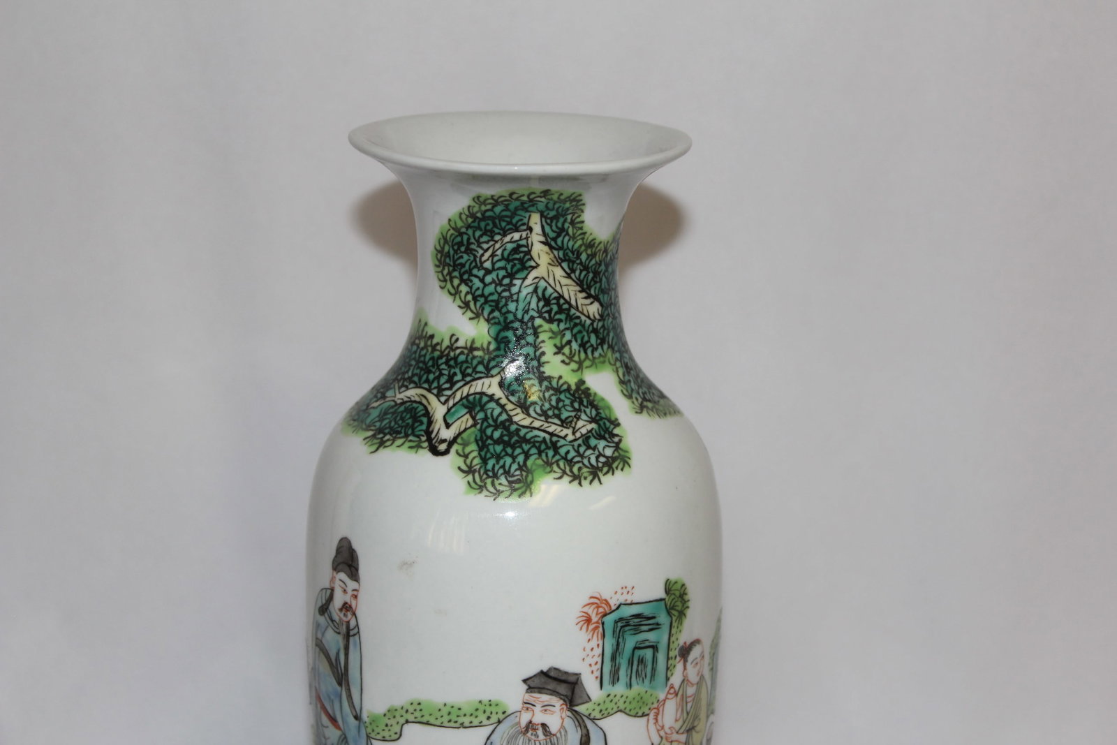 A Chinese Famille Verte Vase - 2