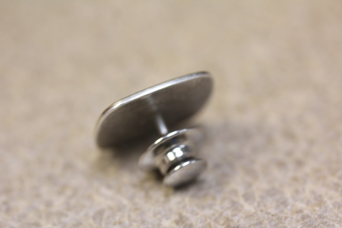 Vintage 18 Karat and Sterling Unversity Pin - 2