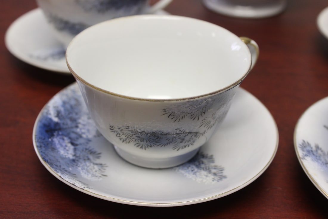 A Kutani (Japanese) Teapot, Cup and Saucer - 7