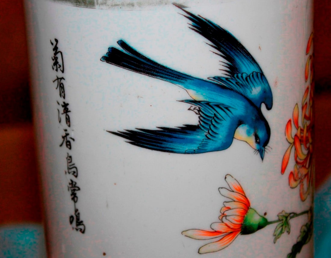 Pair of Antique Chinese Cylinder Vases - 2