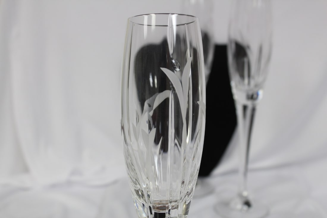 Lot of 3 Stem Glass - 2
