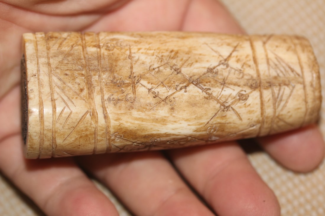 Primitive Bone and Wood Carving - 7
