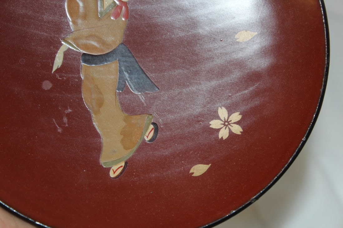 A Vintage Japanese Lacquer Plate - 3