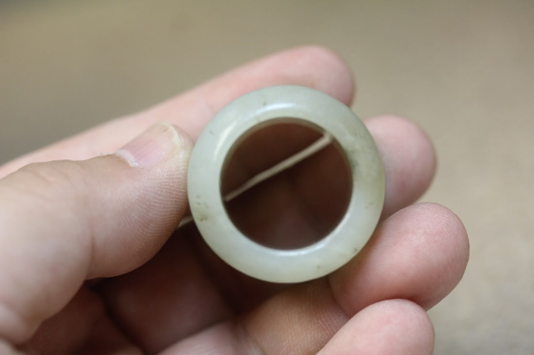 Antique Chinese Nephrite Jade Archer's Ring - 3