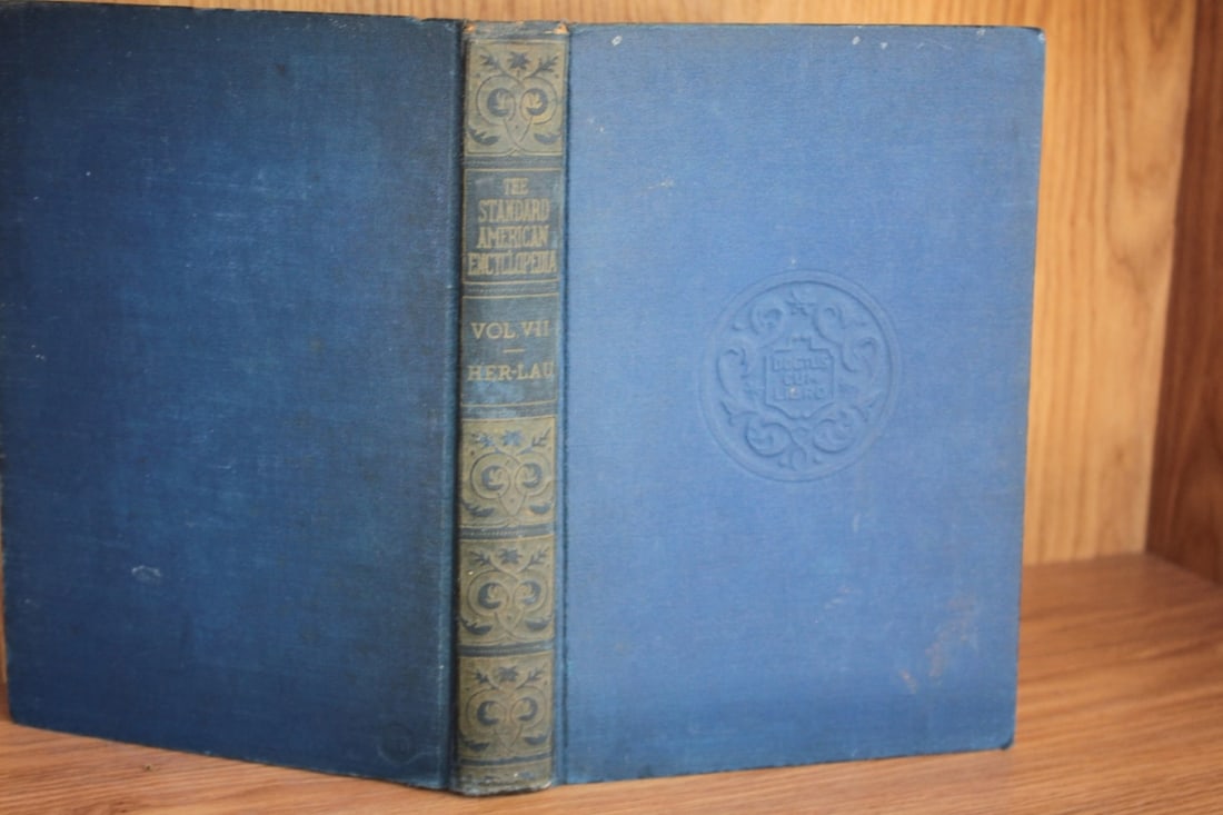 The Standard American Encyclopedia - Volume 7 - 3