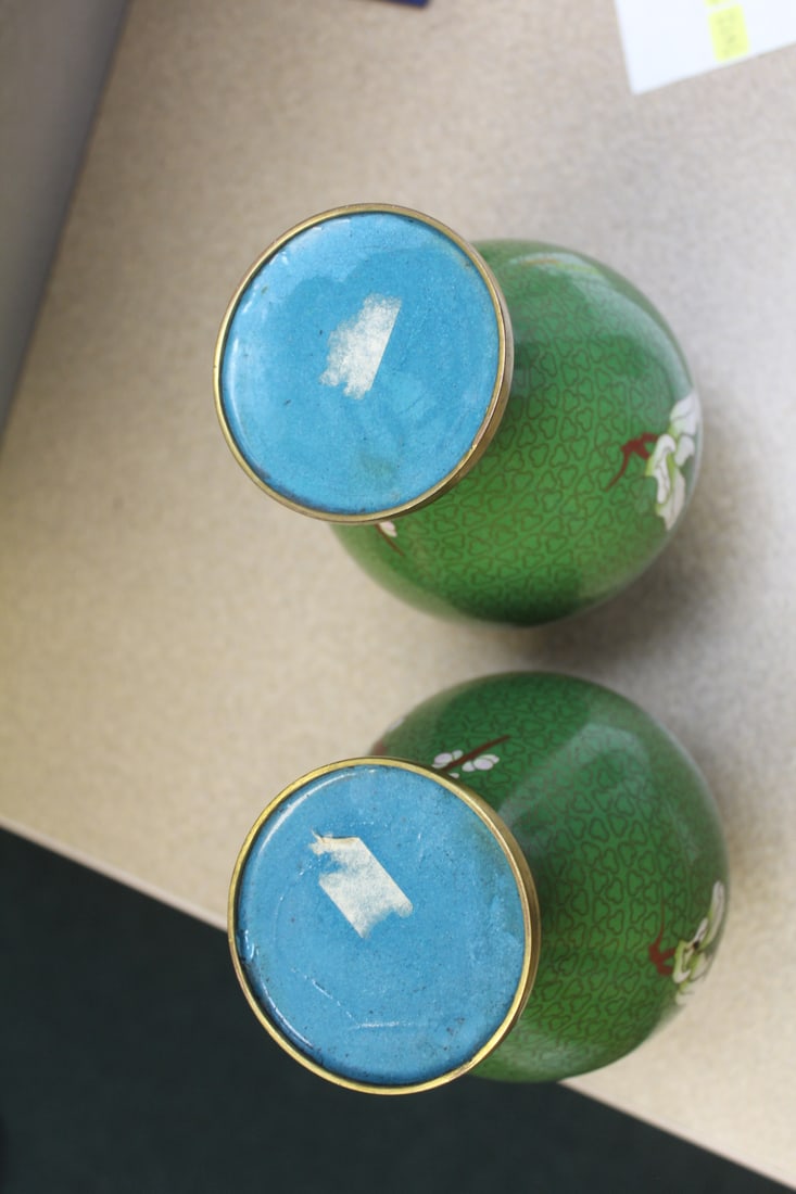 Pair of Chinese Cloisonne Vases - 5