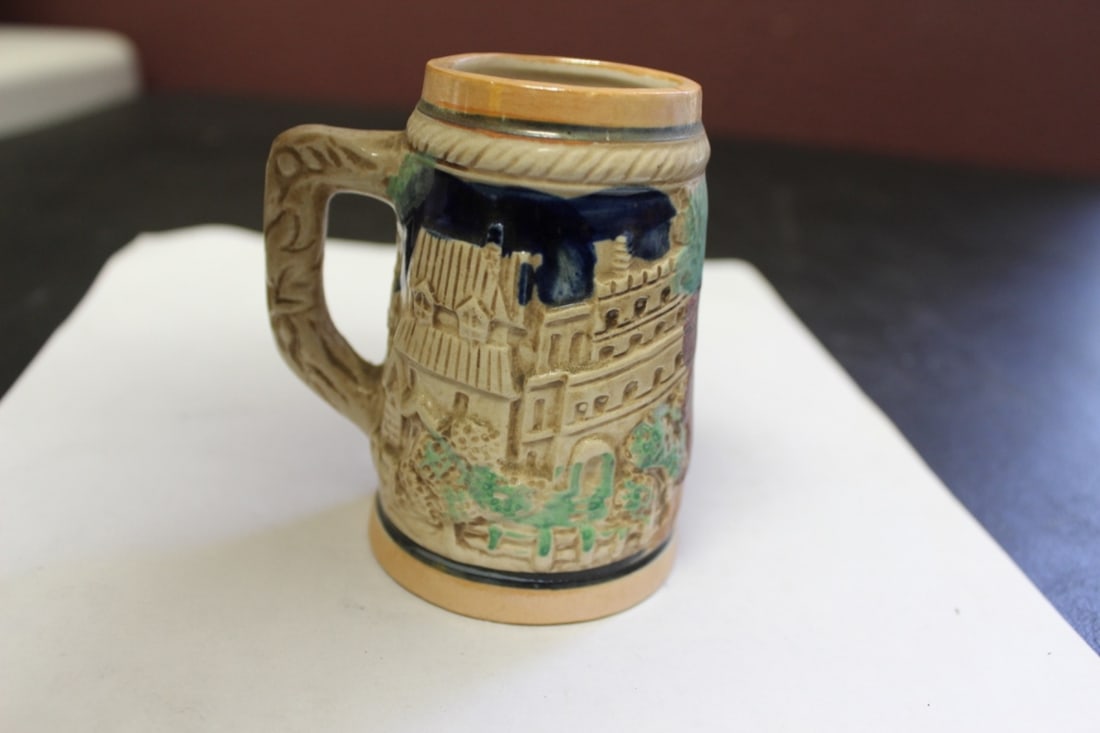 A Small Stein "London" - 3