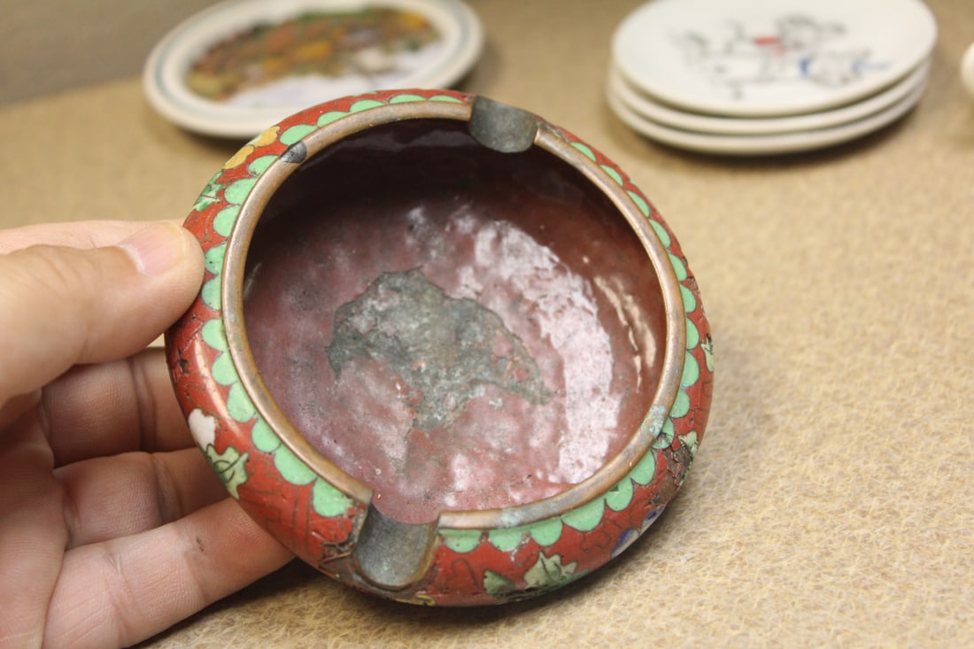 Antique Chinese Cloisonne Ashtray - 2
