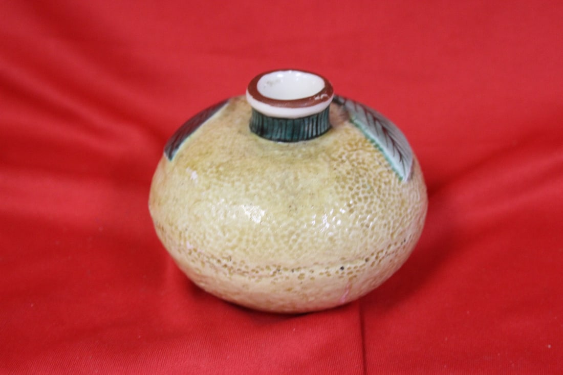 A Pair of Japanese Kutani PorcelainIncense Holder - 4