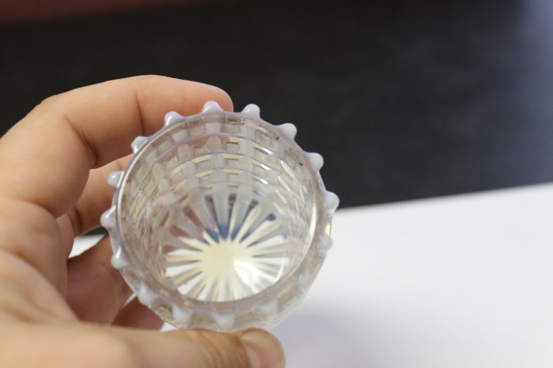 An Art Glass Cylinder Small Container - 4