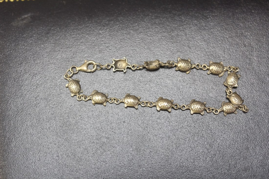 Turtle Sterling Bracelet: 3 inches long when clapsed - possibly for ankle