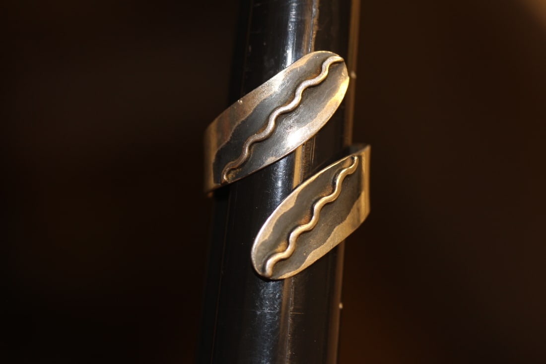 Artist Signed Delfino Sterling Ring: as shown