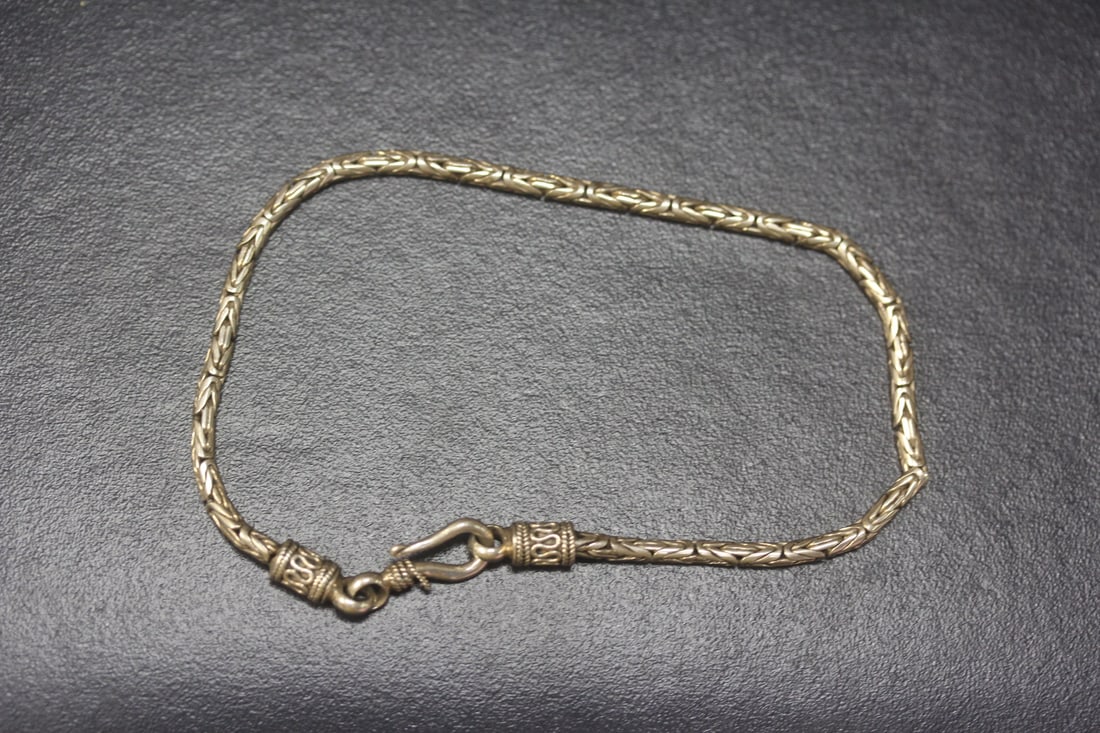 Nice Sterling Bracelet: appeared to be well made - 8 inches long unclapsed