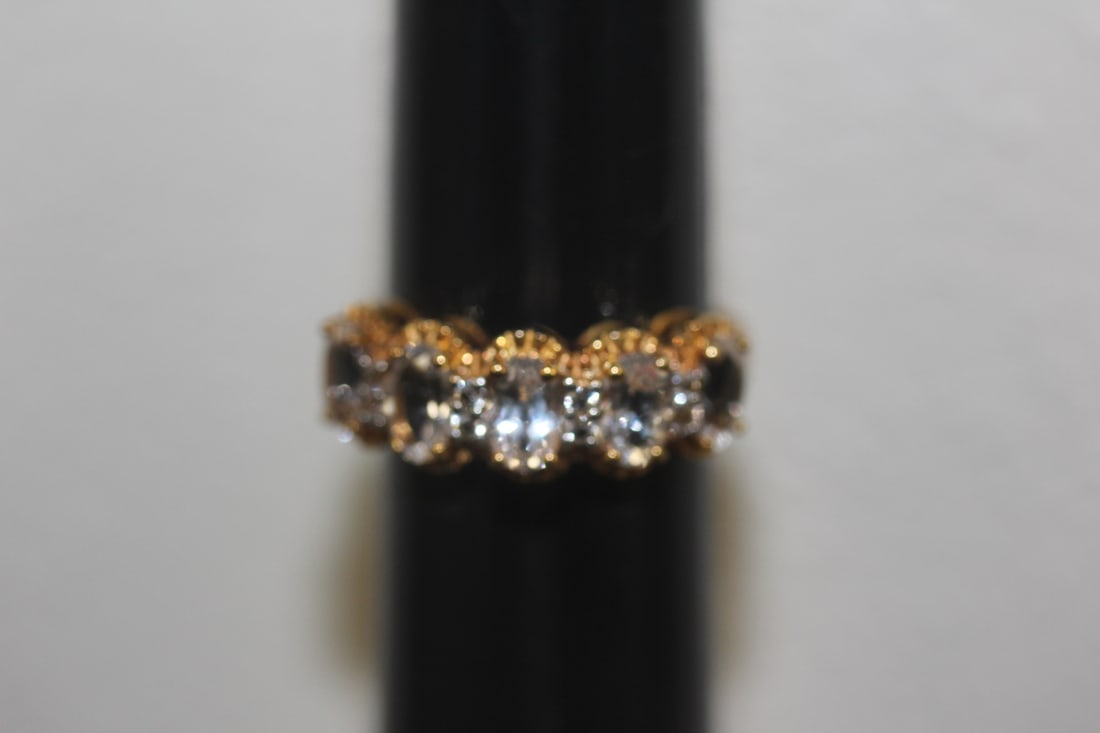 Sterling Ring: marked 925