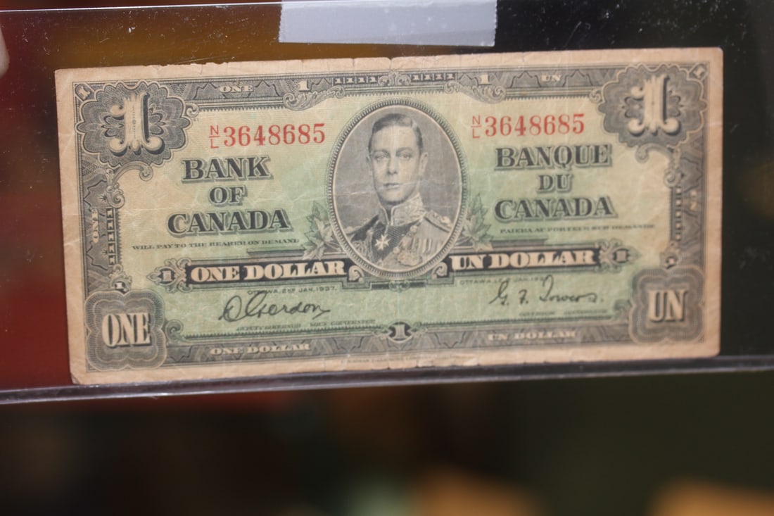 1937 Canada $1.00 Note: as shown