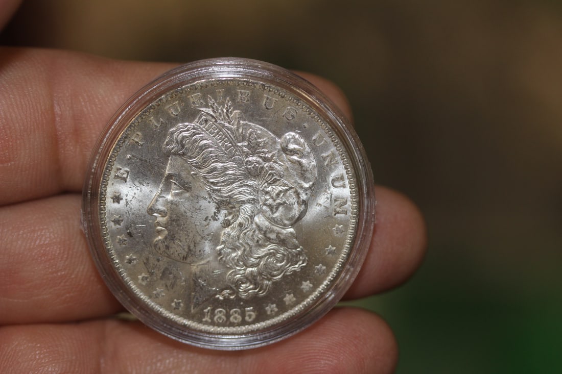 1885-O Morgan Silver Dollar: beautiful condition